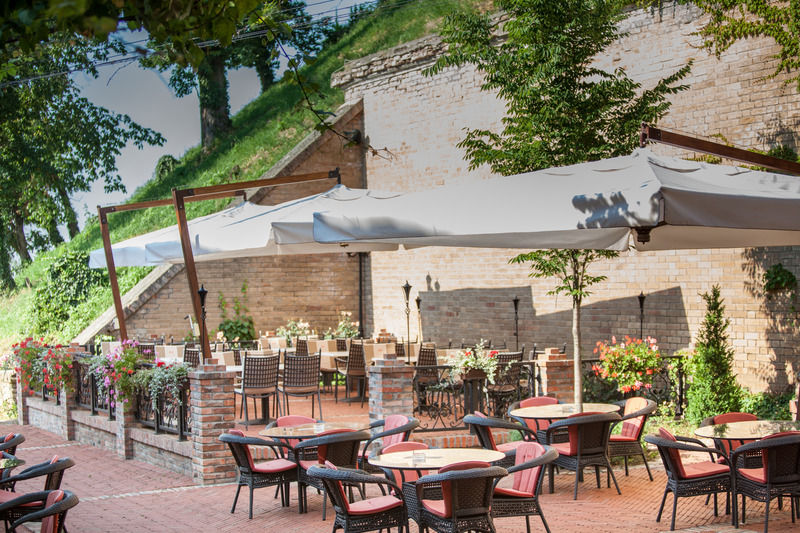 Hotel Stari Podrum イロク エクステリア 写真